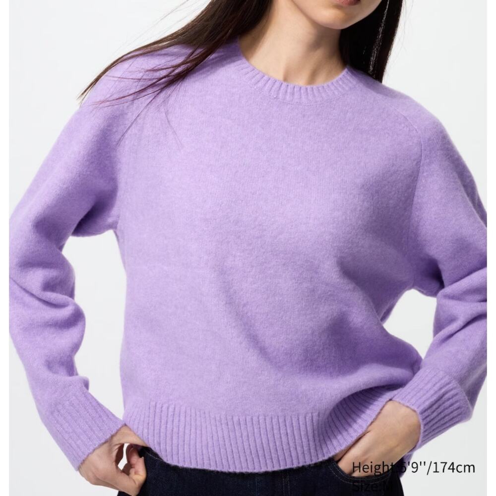 Uniqlo Souffle Yarn Crew Neck Sweater in 72 Purple